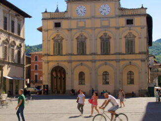 Festival delle Nazioni, Saele sul palco mobile Cricket PE30, il ‘veicolo musicale’ eco-friendly per le strade di Città di Castello