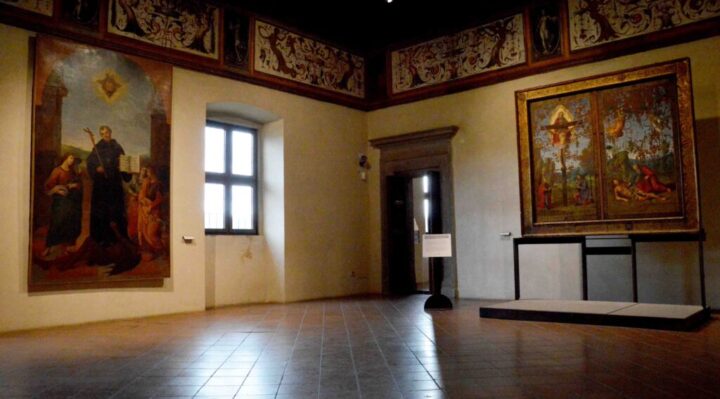 Alle origini di Raffaello: lo Stendardo della Santissima Trinità