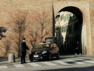 Carabinieri, ruba anello ad anziana, ritrovato e restituito