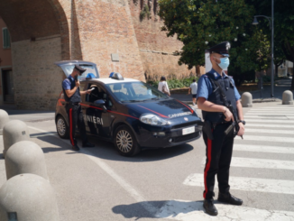 Controlli a Città di Castello, minaccia un carabiniere, denunciato