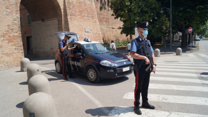 Controlli a Città di Castello, minaccia un carabiniere, denunciato