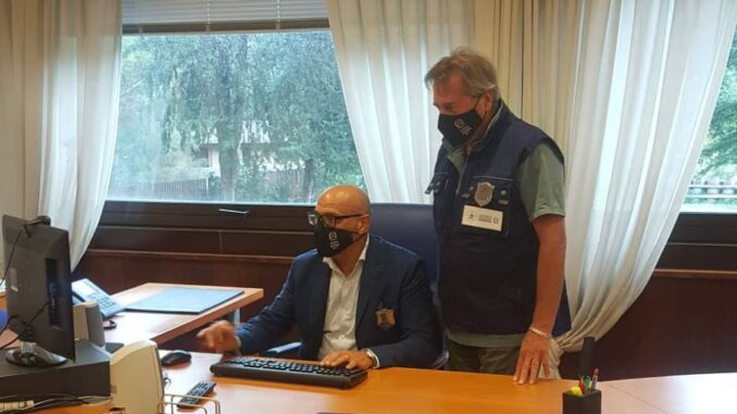 Controlli su un evento fieristico dedicato al fumo lento