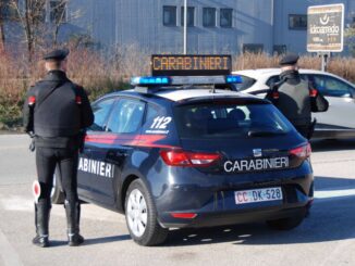 Ha maltrattato la mamma, voleva soldi e la poveretta ha sofferto l'inferno