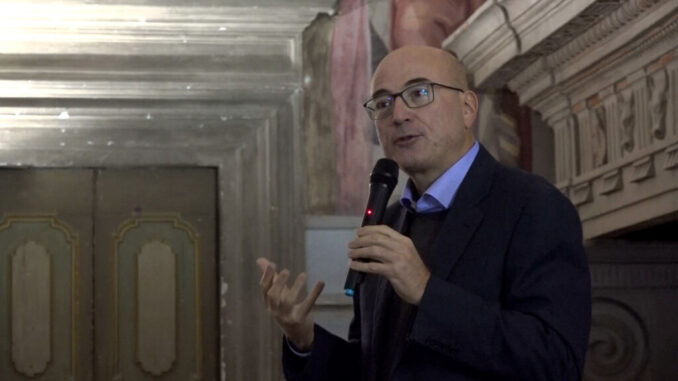 Lezione-spettacolo a Palazzo Vitelli su Dante Alighieri e la Divina Commedia vista da Aldo Cazzullo per presentare l’ultima fatica letteraria
