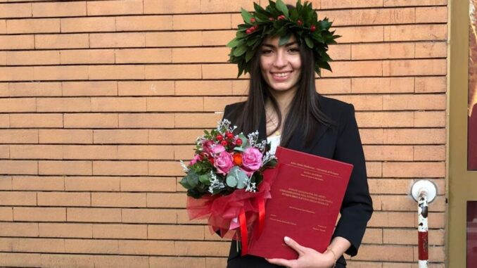 Martina Valcelli, tifernate, si è brillantemente laureata in Fisica Matematica