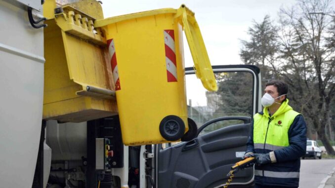 Raccolta differenziata, modifiche a orari dei servizi per Natale, sabato 25 dicembre a Città di Castello, San Giustino e Pietralunga