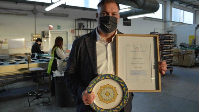 Ceramiche Noi cooperativa simbolo della resilienza e voglia di fare