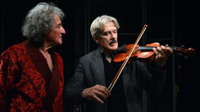 Teatro degli illuminati in scena Nota stonata appuntamento domenica 16
