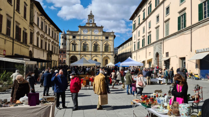 A Pasquetta appuntamento con Retró nel centro storico di Città di Castello