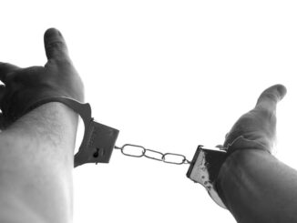 Spacciatori stranieri arrestati dalla Finanza: spacciavano nell'Altotevere