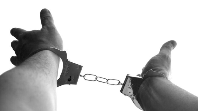 Spacciatori stranieri arrestati dalla Finanza: spacciavano nell'Altotevere