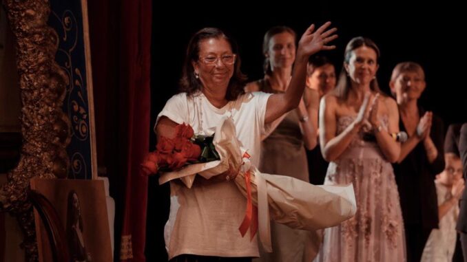 Oro alla carriera: 50 anni con sorpresa per Alessassandra Carmignani!