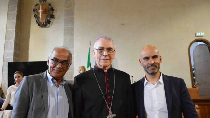 Citta’ di Castello, il saluto del vescovo della Diocesi al consiglio comunale riunito in seduta monotematica: per la prima volta nella storia