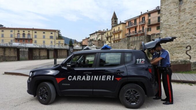 Umbertide, arrestato dai carabinieri, aveva dosi di crack