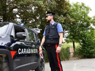 Spaccio e possesso di armi, arrestato 31enne a Città di Castello