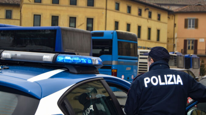 Era stata aggredita dal marito, notificato a un 44enne un provvedimento di ammonimento