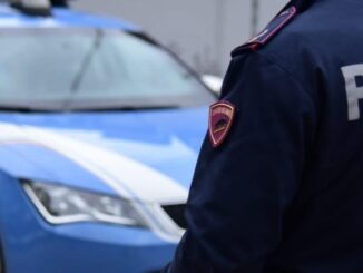 A 74 anni ruba in negozio, scoperto noin sa cosa dire, denunciato