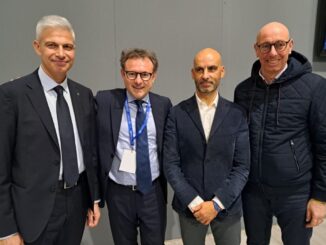 Sindaco Luca Secondi a Expo Casa per Ceramica in Movimento