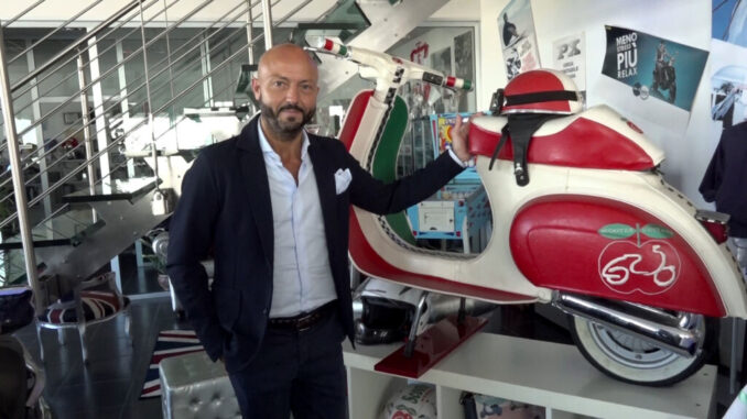 Da Città di Castello, una “Vespa special 50” per Papa Francesco