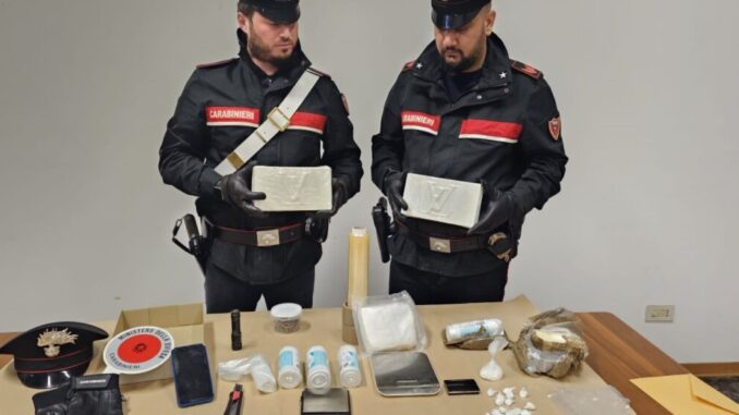 Quasi tre chili e mezzo di cocaina sequestrata, un arresto