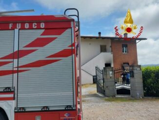 A fuoco abitazione a Verna di Umbertide, incendio in Alto Tevere