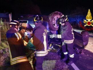 Incidente stradale a Città di Castello, auto si ribalta un ferito