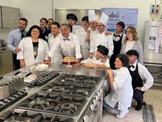 Torta dolce senza ritorno, lotta spreco alimentare su Striscia