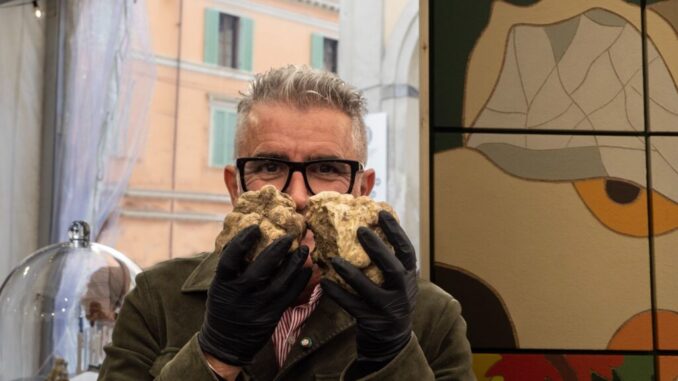 Trifole da record per l’inaugurazione del 43° Salone Nazionale del Tartufo Bianco Pregiato di Città di Castello