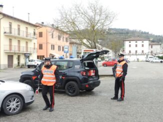 Truffa online sventata dai Carabinieri di Trestina: due calabresi denunciati