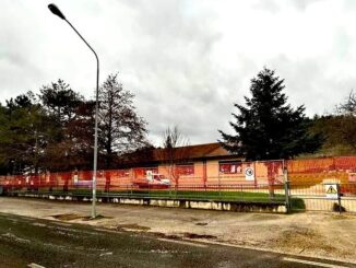 Scuola Anna Frank di Verna, sono partiti i lavori