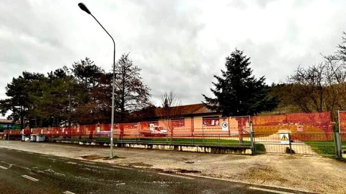 Scuola Anna Frank di Verna, sono partiti i lavori