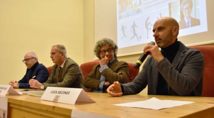 Sport e valori: in tanti ad ascoltare il “maestro” Riccardo Cucchi