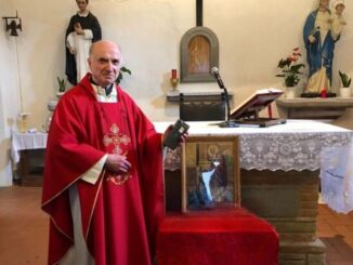 Benedizione dei telefoni cellulari, tablet e computer