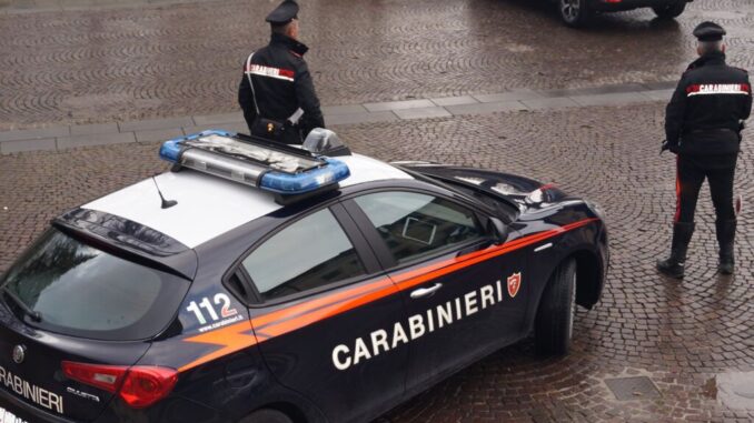 Allontanato per maltrattamenti violenti nei confronti della madre