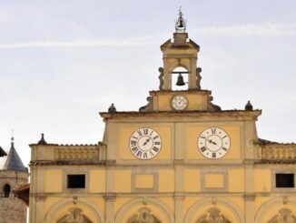 L'orologio del Palazzo del Podestà tornerà a funzionare grazie a un'iniziativa comunitaria