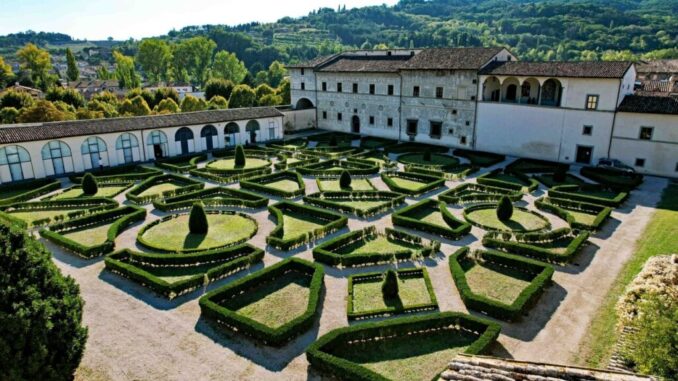 112 Buon compleanno Pinacoteca: Signorelli ala contemporanea