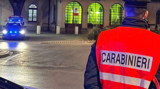 Evasione e Furto di Auto: Carabinieri Denunciano 29enne