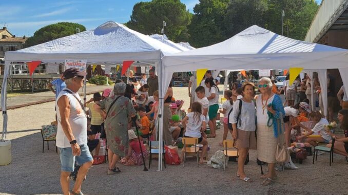 "Piazzarello": Mercatino Creativo per Bambini a Umbertide