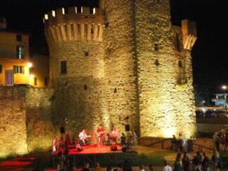 Calici sotto la Rocca: Degustazione di Vini Locali a Umbertide