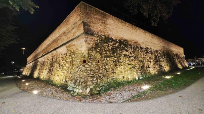 Illuminazione monumentale sulle mura di Città di Castello