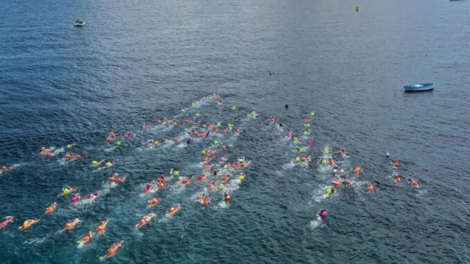 Nelle acque del golfo di Napoli la bella impresa di quattro atleti master dei Nuotatori Tifernati Polisport Nelle acque del golfo di Napoli la bella impresa di quattro atleti master dei Nuotatori Tifernati Polisport