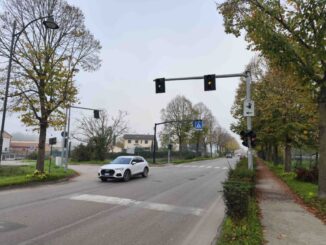 Il semaforo all’incrocio tra viale Europa e via Bartali sarà attivato stabilmente per tutto l’arco della giornata