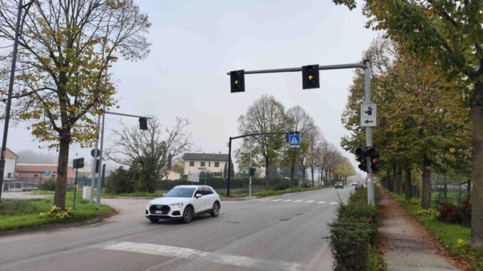 Il semaforo all’incrocio tra viale Europa e via Bartali sarà attivato stabilmente per tutto l’arco della giornata