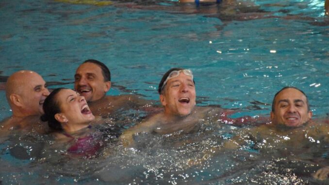 Nuoto e solidarietà: la "25 ore di nuoto" stabilisce un nuovo record