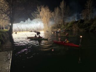 Natale sul Tevere: luci e canoe a Città di Castello