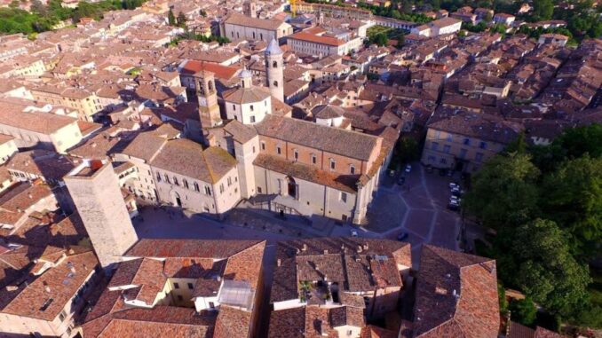 Sosta gratuita sulle strisce blu di Città di Castello per Natale