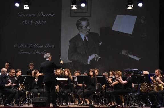 Viaggio musicale con la Filarmonica "Puccini" al Teatro Illuminati