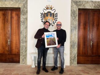 Fotografo dona un'opera al Comune di Umbertide