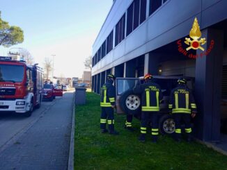 Incidente stradale a Città di Castello, intervento dei Vigili del Fuoco