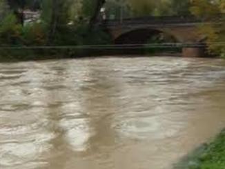 Attivati ​​pannelli di allerta lungo il percorso ciclopedonale